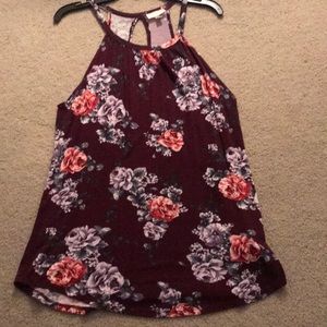 tank top size small in juniors